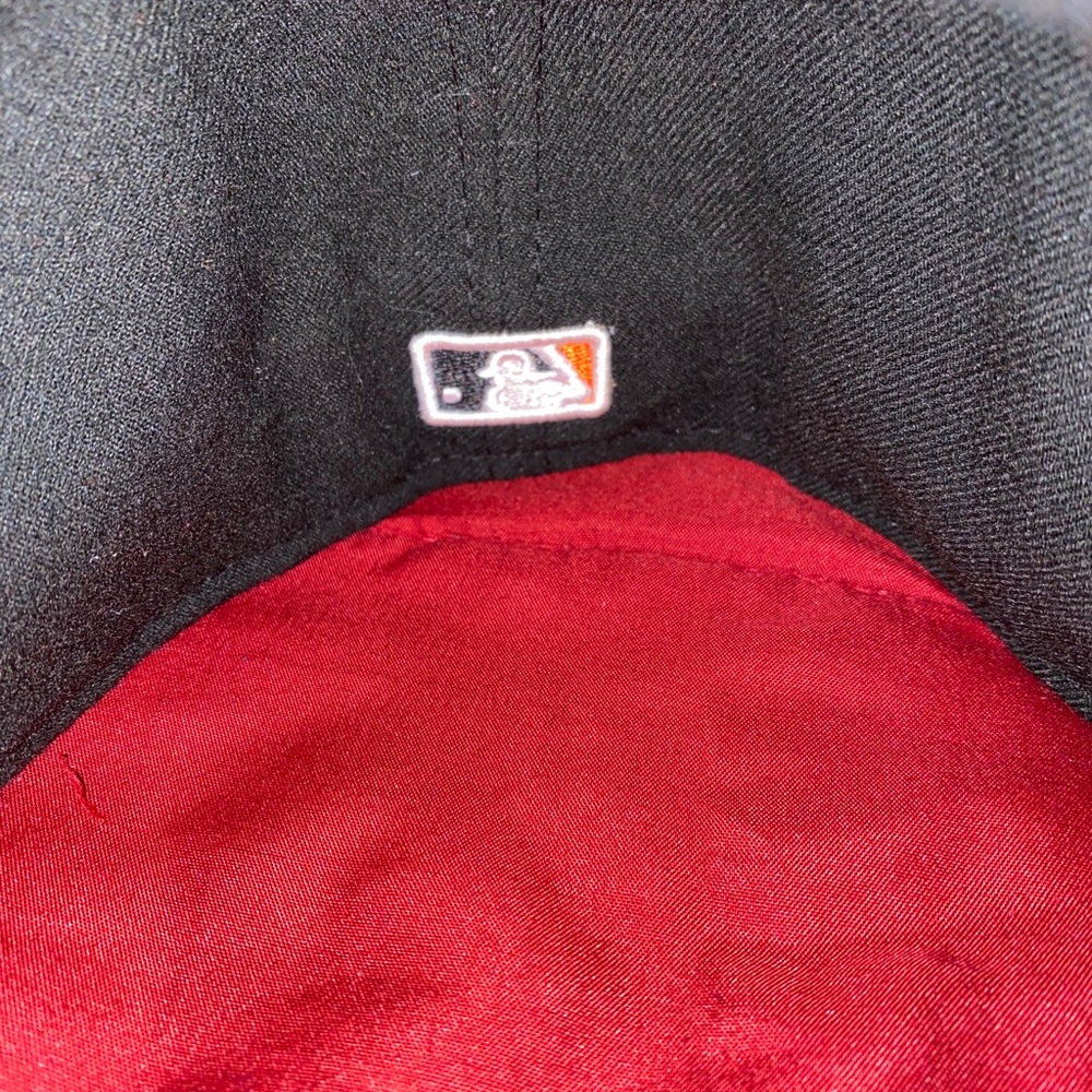 New Era hat - Picture 3 of 3